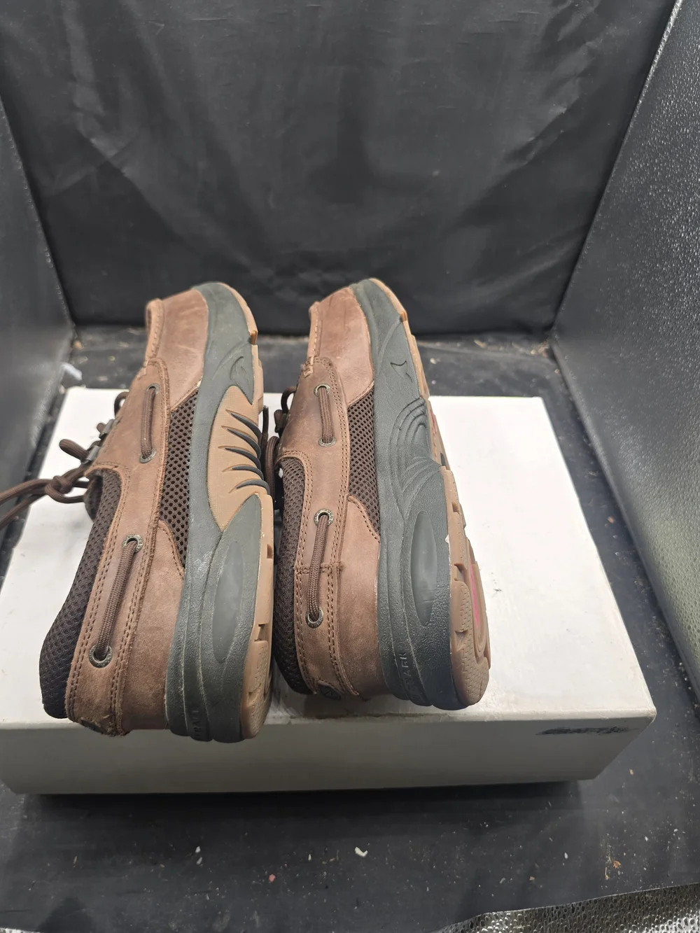 Men's Brown Leather Boat Shoes with Lace-Up Comfort